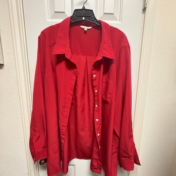 Travel Smith Deep Red Color Plus Size 26/28 with long sleeves and one pocket - Picture 1 of 2